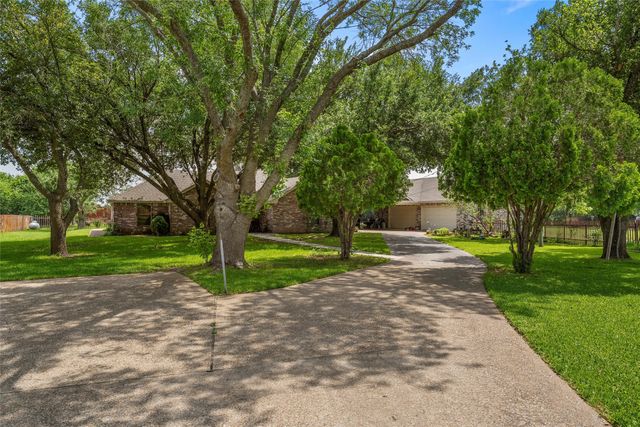 1692 W Tate Street, Robinson, TX 76706