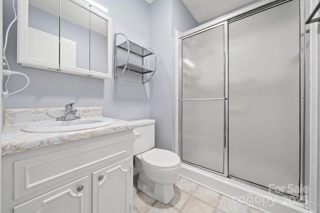 27 Capri Lane 15-D, Hendersonville, NC 28791