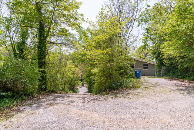 1109 Spears Avenue, Chattanooga, TN 37405