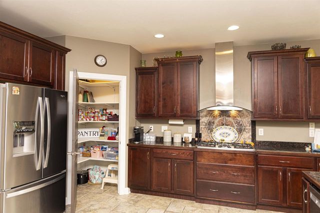 2893 BALLY BUNION LANE, Green Bay, WI 54311