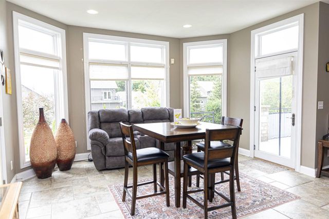 2893 BALLY BUNION LANE, Green Bay, WI 54311