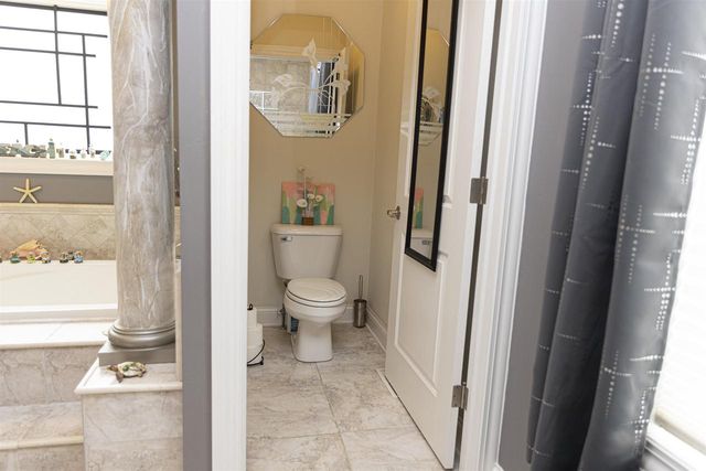 2893 BALLY BUNION LANE, Green Bay, WI 54311