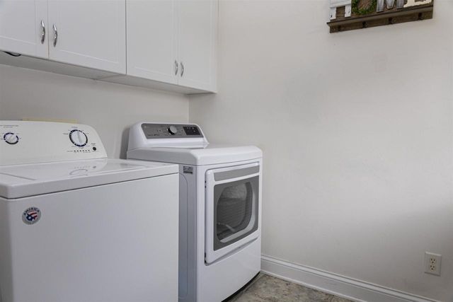 2893 BALLY BUNION LANE, Green Bay, WI 54311