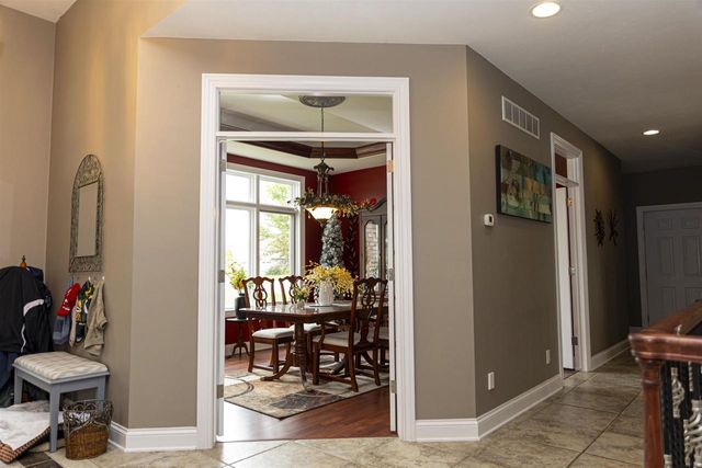 2893 BALLY BUNION LANE, Green Bay, WI 54311