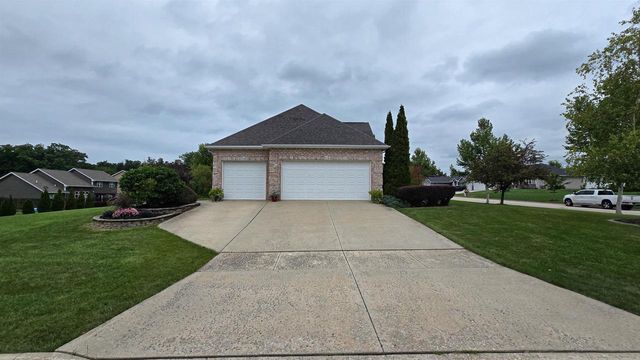 2893 BALLY BUNION LANE, Green Bay, WI 54311