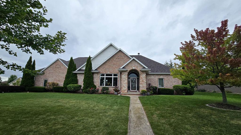 2893 BALLY BUNION LANE, Green Bay, WI 54311