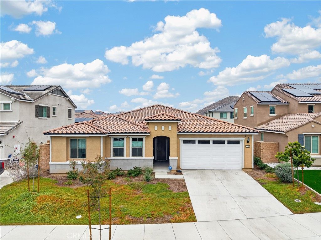 736 Augusta Drive, Perris, CA 92571 — photo 2