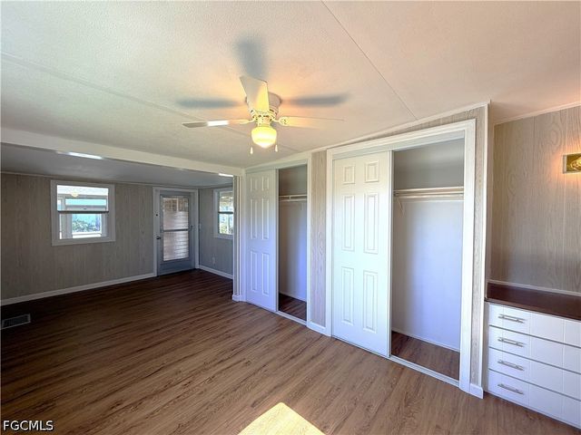 139 Gaslight AVE, North Fort Myers, FL 33917
