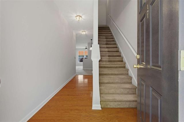 6411 Silvertide Way, Flowery Branch, GA 30542