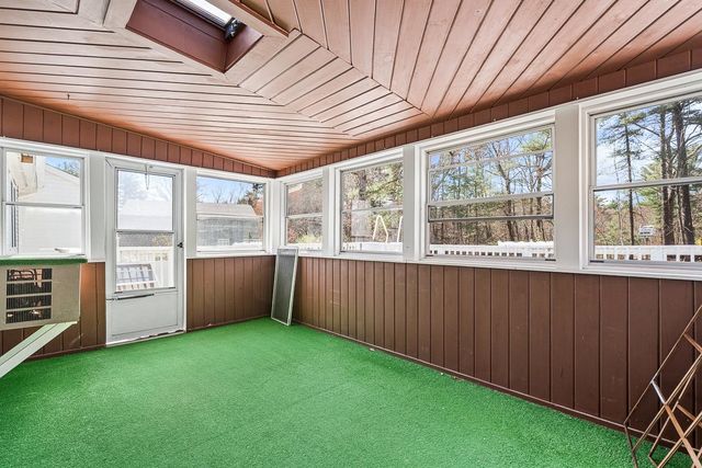 6 Happy Lane, Londonderry, NH 03053