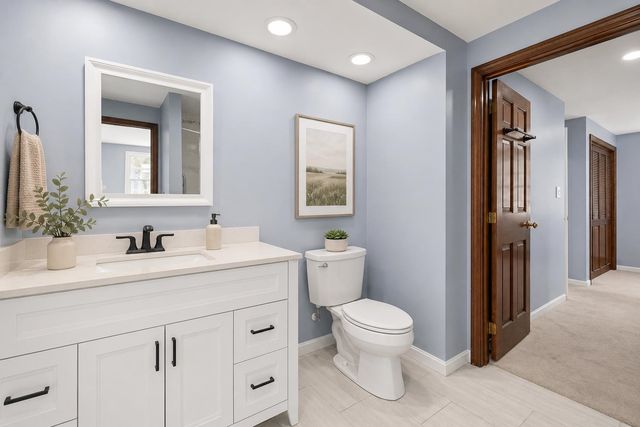 6 Happy Lane, Londonderry, NH 03053