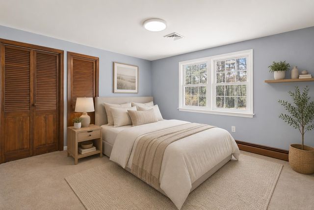 6 Happy Lane, Londonderry, NH 03053