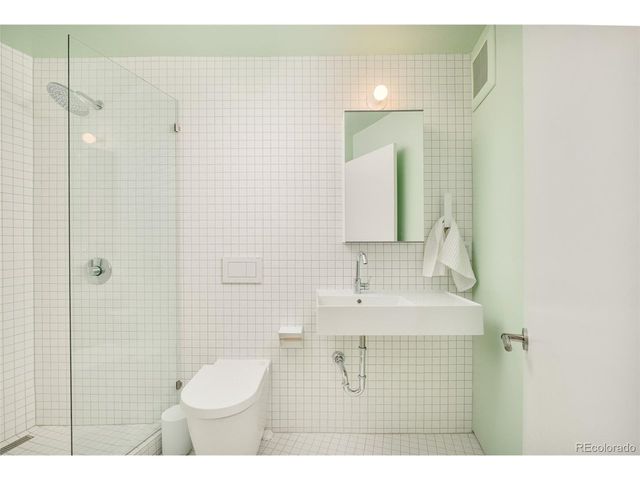 1675 Verbena St, Denver, CO 80220