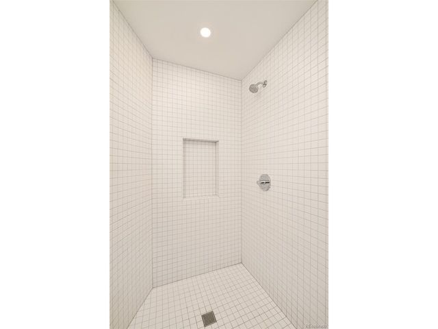 1675 Verbena St, Denver, CO 80220