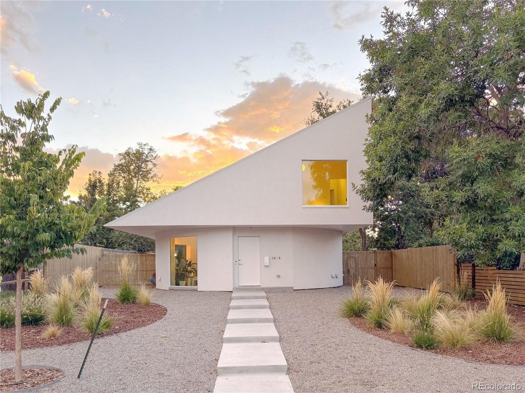1675 Verbena St, Denver, CO 80220