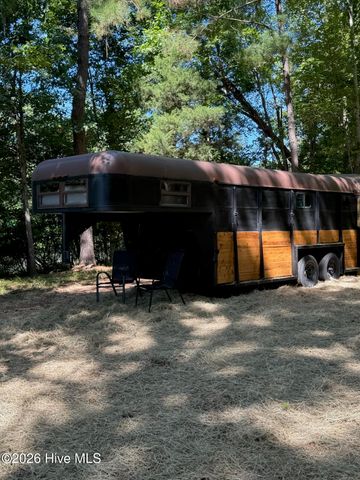 801 Jeff Road, Arapahoe, NC 28510