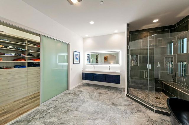 30330 Via Maria Elena, Bonsall, CA 92003