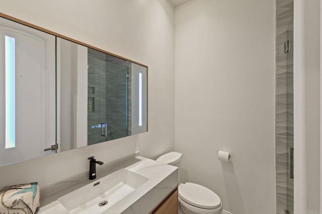 30330 Via Maria Elena, Bonsall, CA 92003