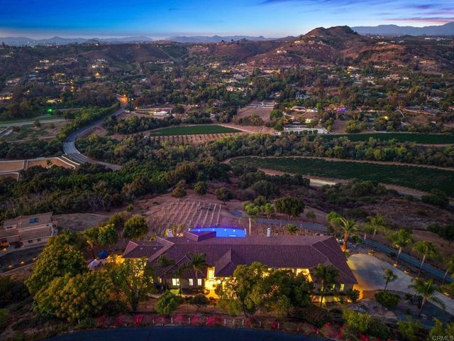 30330 Via Maria Elena, Bonsall, CA 92003