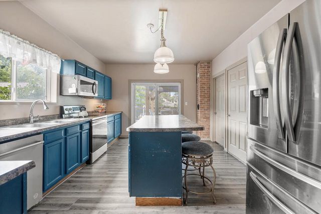 1436 CROOKS STREET, Green Bay, WI 54301