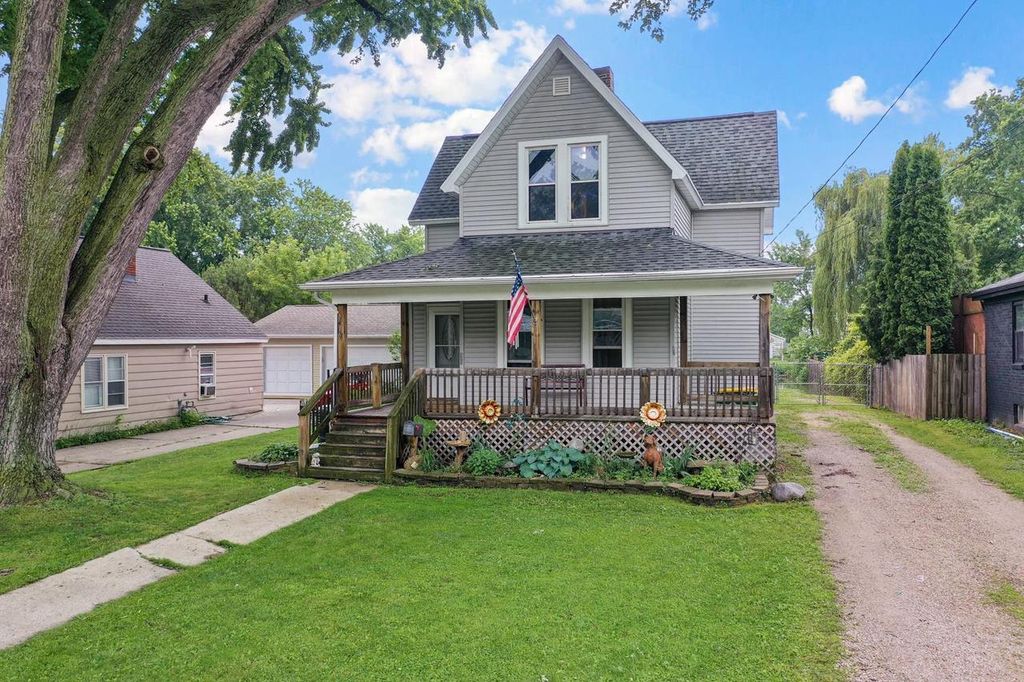 1436 CROOKS STREET, Green Bay, WI 54301