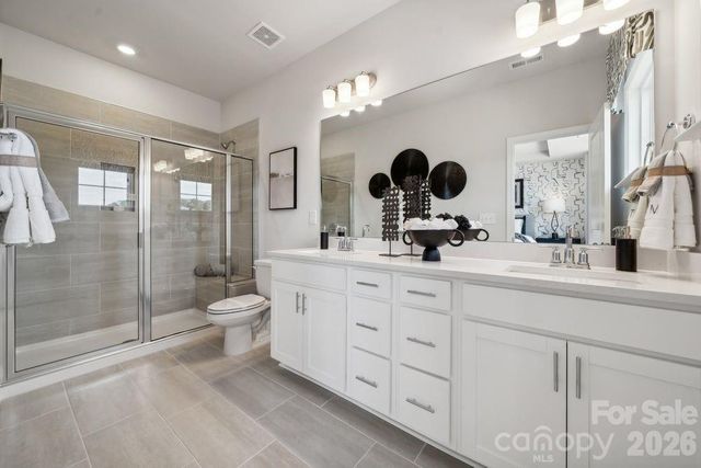 1816 Alexander Village Main Drive, Charlotte, NC 28262