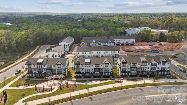 1816 Alexander Village Main Drive, Charlotte, NC 28262