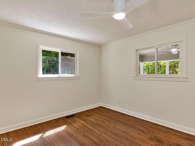 915 Dairyland Road, Chapel Hill, NC 27516