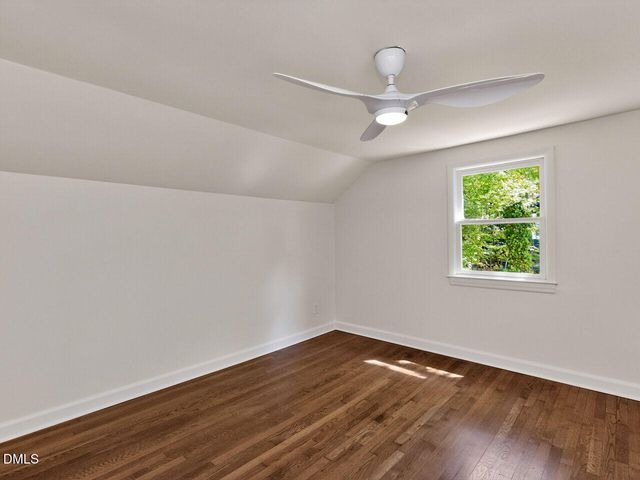 915 Dairyland Road, Chapel Hill, NC 27516