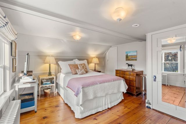 20 Haskell Street, Gloucester, MA 01930