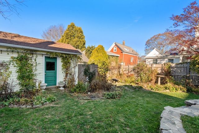 20 Haskell Street, Gloucester, MA 01930