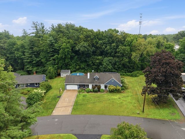 29 Shady Side Dr, Longmeadow, MA 01106