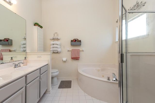 7509 DALWHINNIE TRL, Memphis, TN 38018