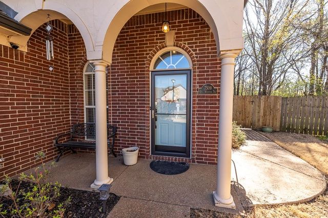 7509 DALWHINNIE TRL, Memphis, TN 38018