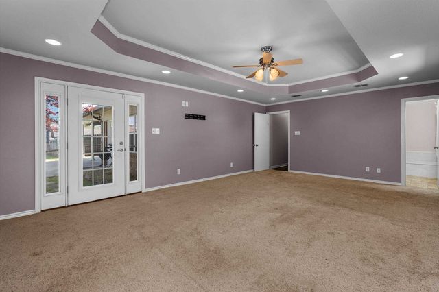 1207 S Evenside, Henderson, TX 75652