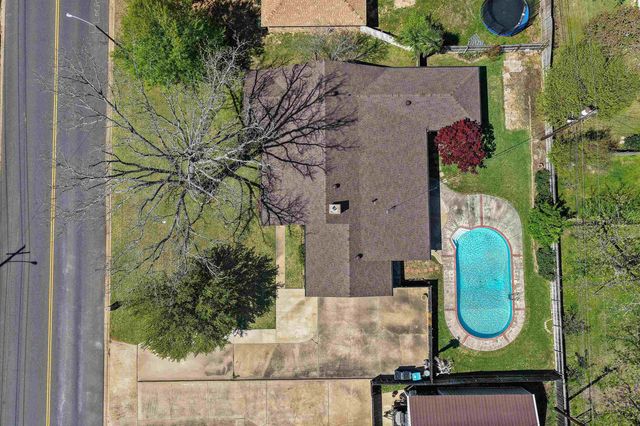 1207 S Evenside, Henderson, TX 75652