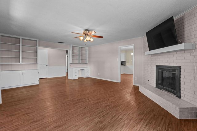 1207 S Evenside, Henderson, TX 75652