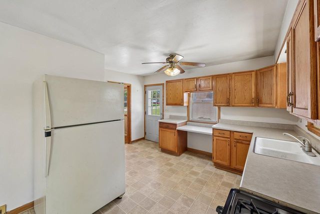531 11th PLACE, Kenosha, WI 53140