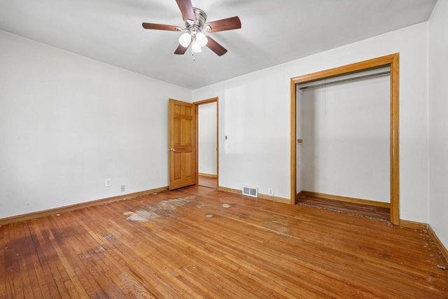 531 11th PLACE, Kenosha, WI 53140