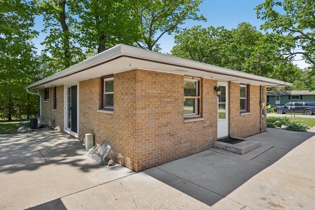 531 11th PLACE, Kenosha, WI 53140