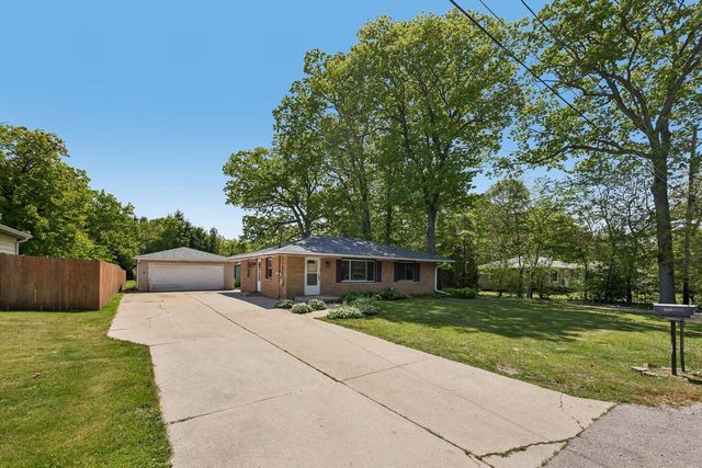 531 11th PLACE, Kenosha, WI 53140