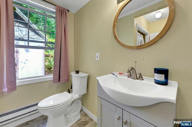 28 Risley Road, West Milford, NJ 07421