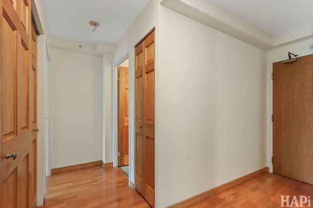 1840 Huntington Boulevard 415, Hoffman Estates, IL 60194