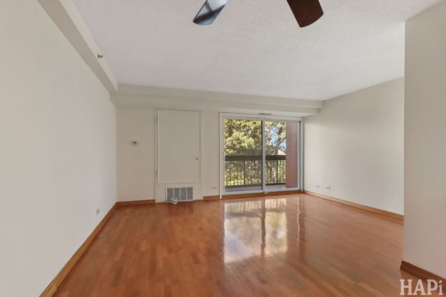 1840 Huntington Boulevard 415, Hoffman Estates, IL 60194