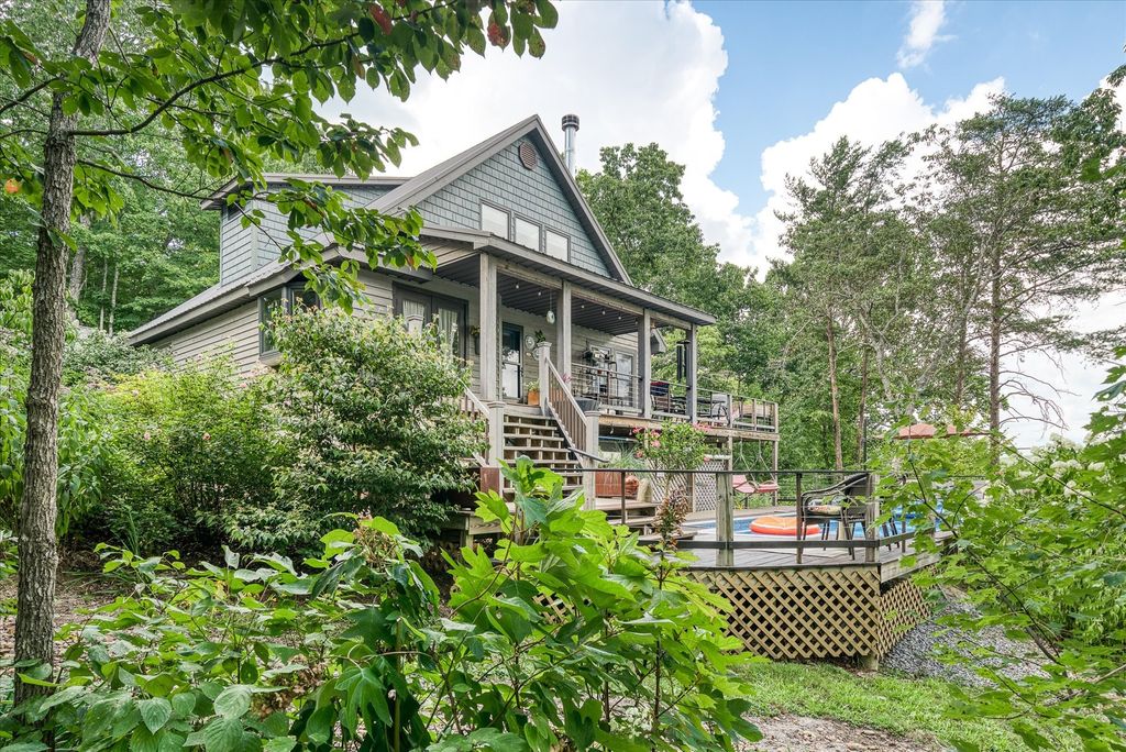 1136 Parkstown Ext, Wilder, TN 38589