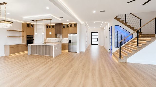 3114 Conroe Street, Dallas, TX 75212