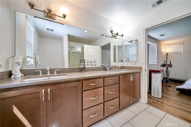 21125 Ingomar Court, Canoga Park, CA 91304