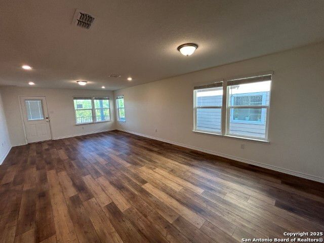 7207 Solar Eclipse, Converse, TX 78109