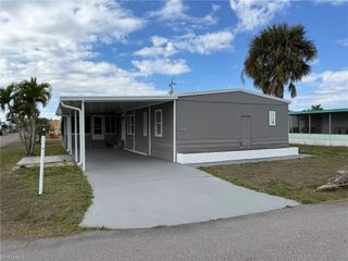 14703 Tea Party LN, North Fort Myers, FL 33917