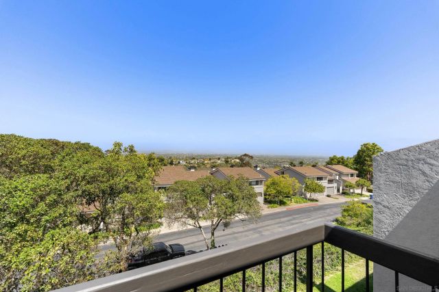 6567 Caminito Catalan, La Jolla, CA 92037